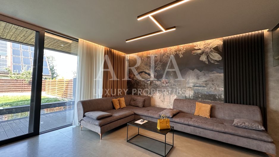 SMART VILLA - POOL - LUXURY GATED COMMUNITY - NEAR THE FOREST - Poză 24