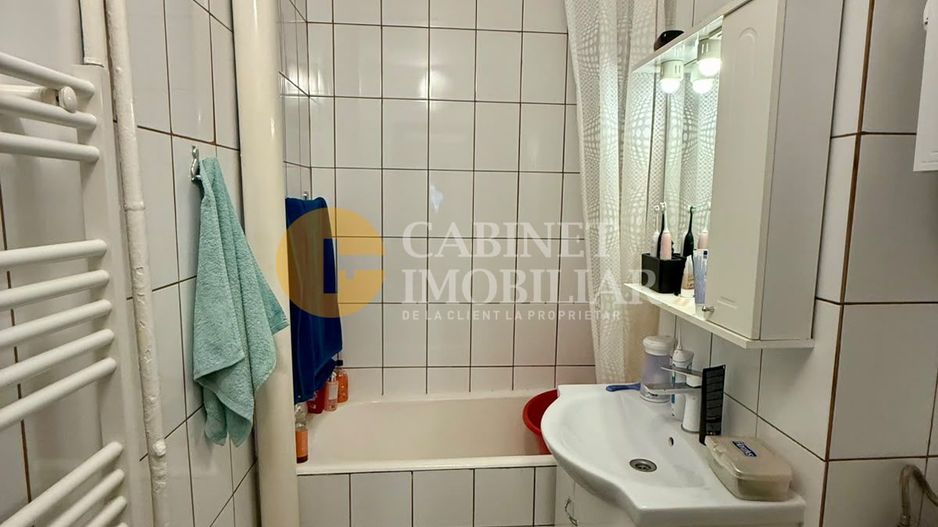 3 CAMERE DECOMANDAT-- ETAJ 1 -- PACURARI MIMOZA-- RENOVAT - Poză 7