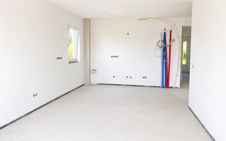 Apartament 3 camere | Etaj 1 | Bloc tip vilă | Cristian | Comision 0% - Poză 2