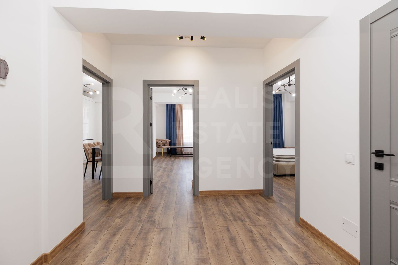 Vânzare, apartament, 2 camere,  str. Calea Ieșilor, Sculeni. - Poză 9