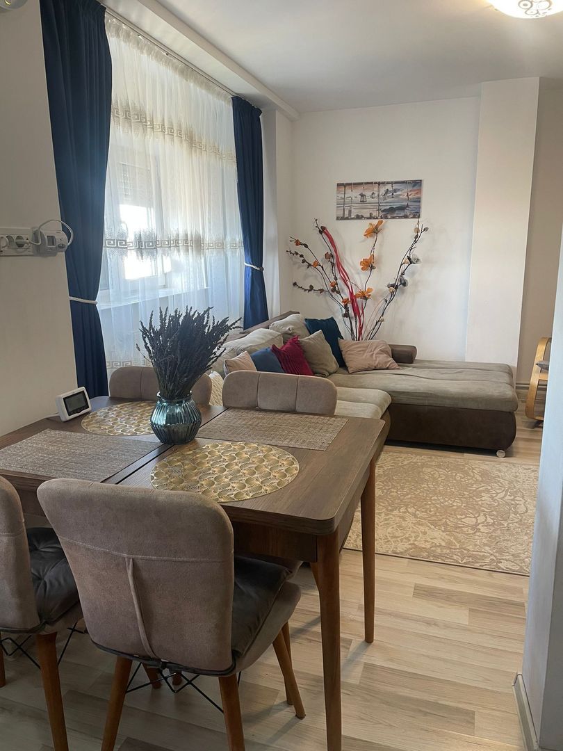 Apartament/mansardă 3 camere,Micro 17,utilat si mobilat - Poză 7