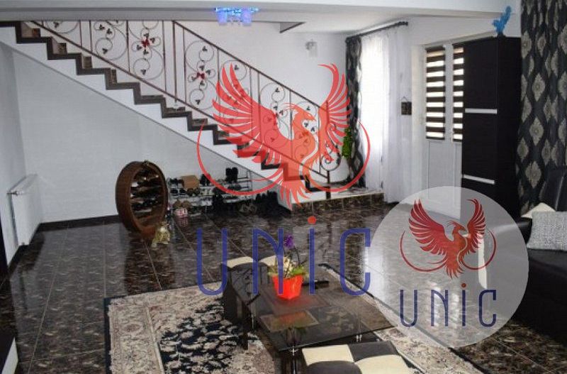 Casa zona Aeroport - Poză 1