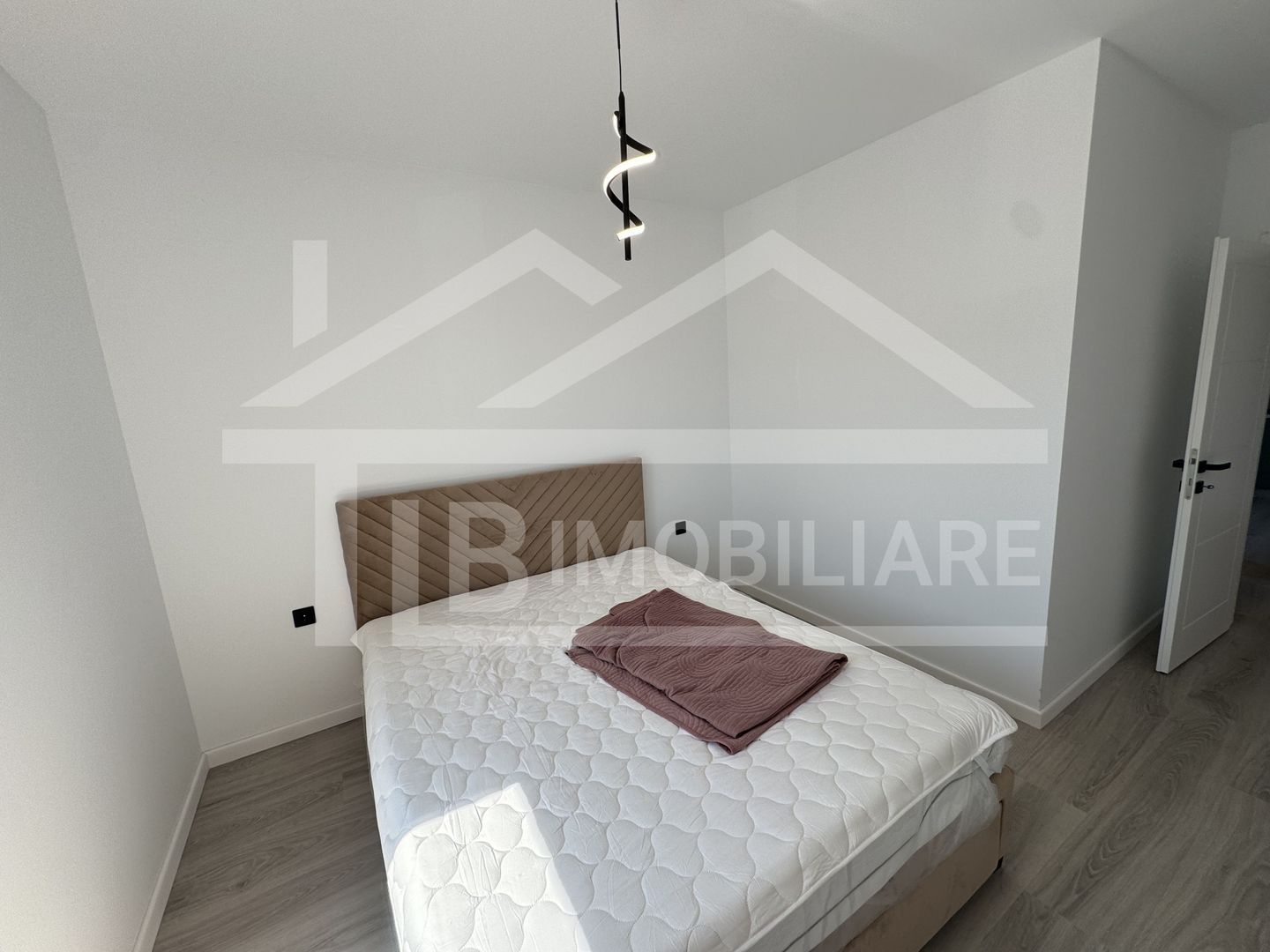 Apartament cu 2 camere, 52mp, parcare, Zona Unirii - Poză 4