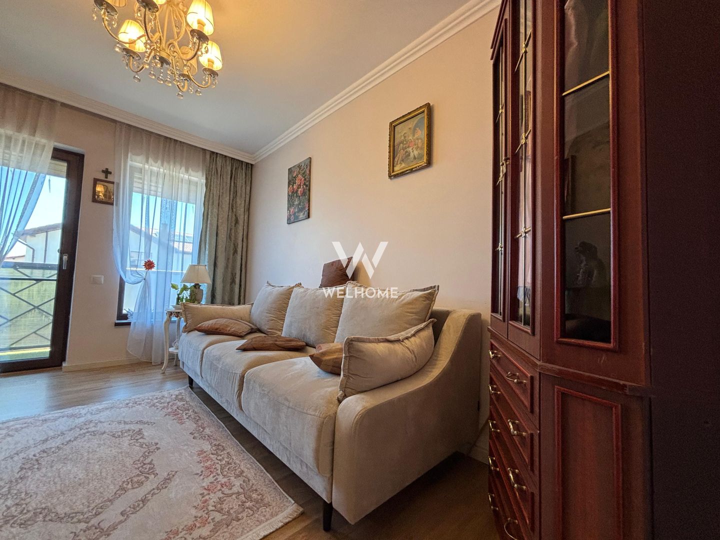 Casă amenajată de designer, garaj și pod locuibil - Șelimbăr - Poză 31