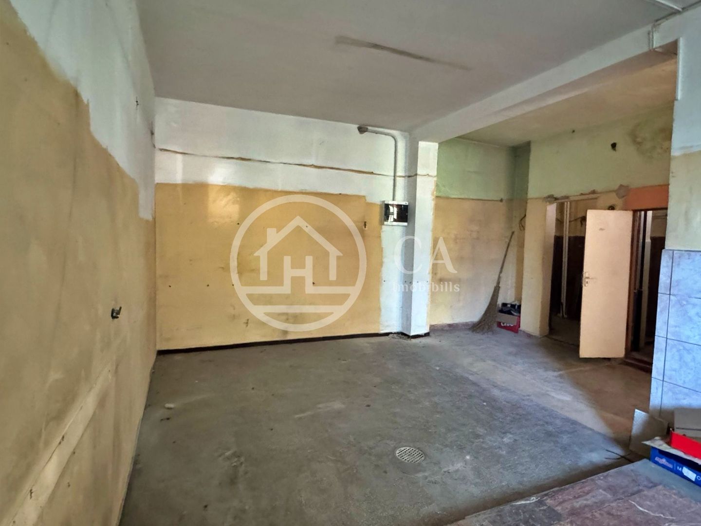 Spațiu comercial de vânzare in zona Calea Aradului, Oradea - Poză 4