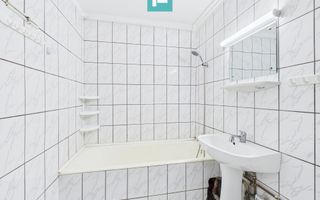 Apartament spațios cu 3 camere, decomandat - Poză 6