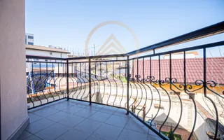 Casa De Vanzare in Palazu Mare - Teren de 455 mp cu Piscina si Garaj - Poză 31
