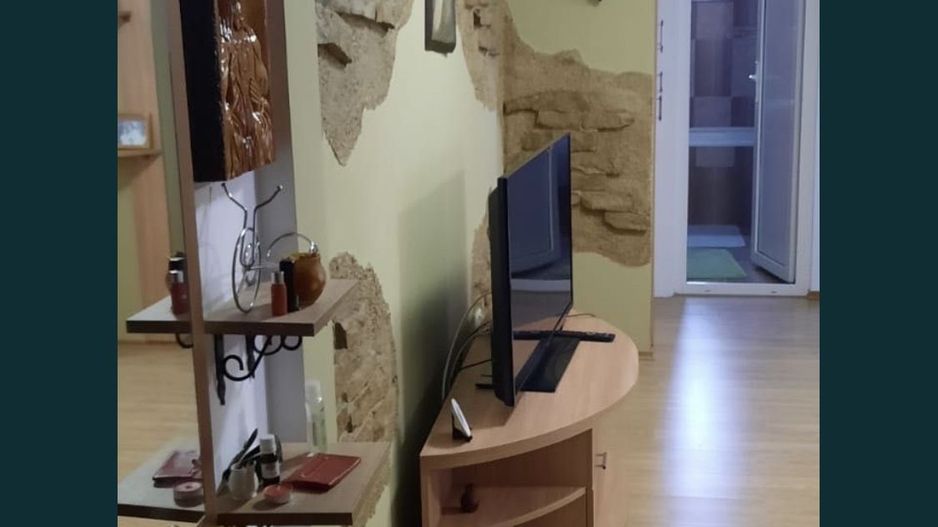 De vanzare apartament cu 2 camere - Poză 7