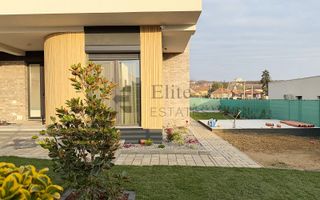 Vila / Casa de vanzare in Oradea, zona Dealuri - Poză 6