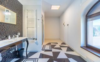 Vila cu piscina si garaj - 6 dormitoare - Pantelimon - Poză 28