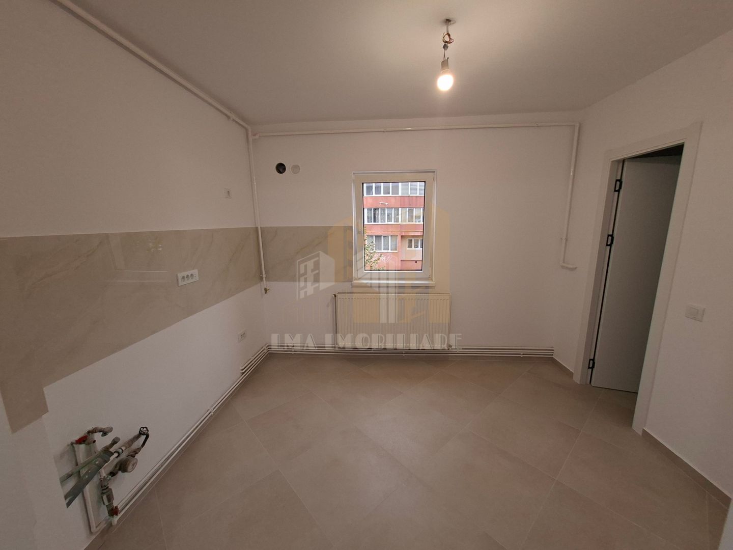 Apartament 2 camere decomandat Tractorul Brasov - Poză 7