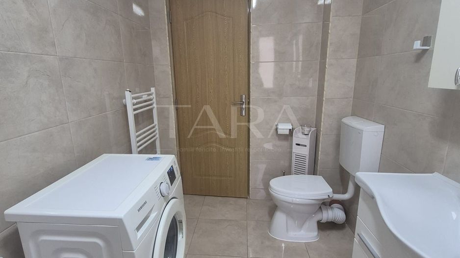 Apartament cu 3 camere și 2 locuri de parcare, zona Florilor. - Poză 7