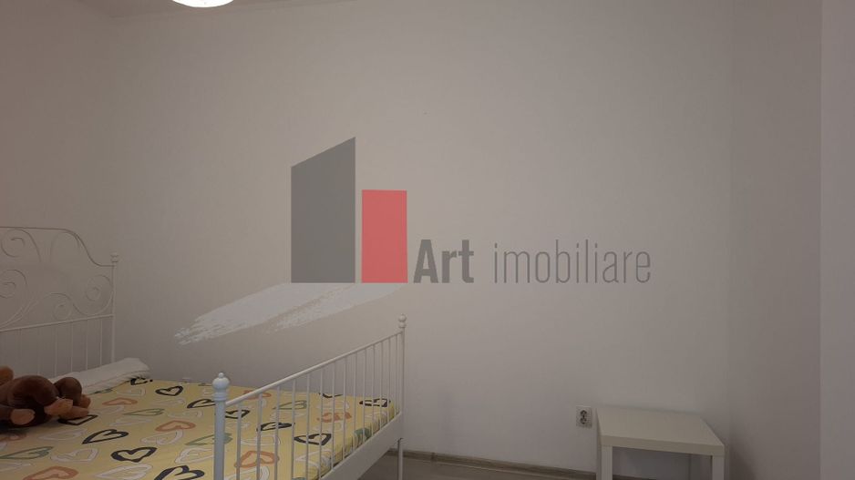 Apartamentul "REHEGUA" , stradal, bloc "REABILITAT" - Poză 6