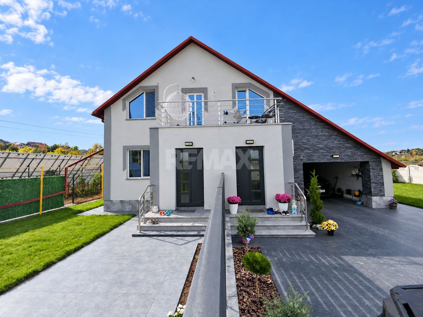 CASĂ TIP DUPLEX ÎN SÎNGERA | 220 m² | 4 DORMITOARE | 6 ARI - Poză 1
