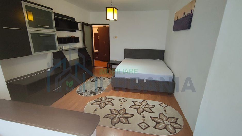 # închiriez apartament foarte convenabil - Poză 1