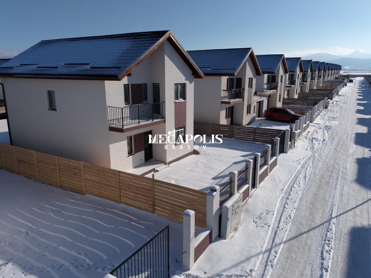 Casa individuala  BRASOV  4 CAMERE în Cartierul izvor - Poză 1