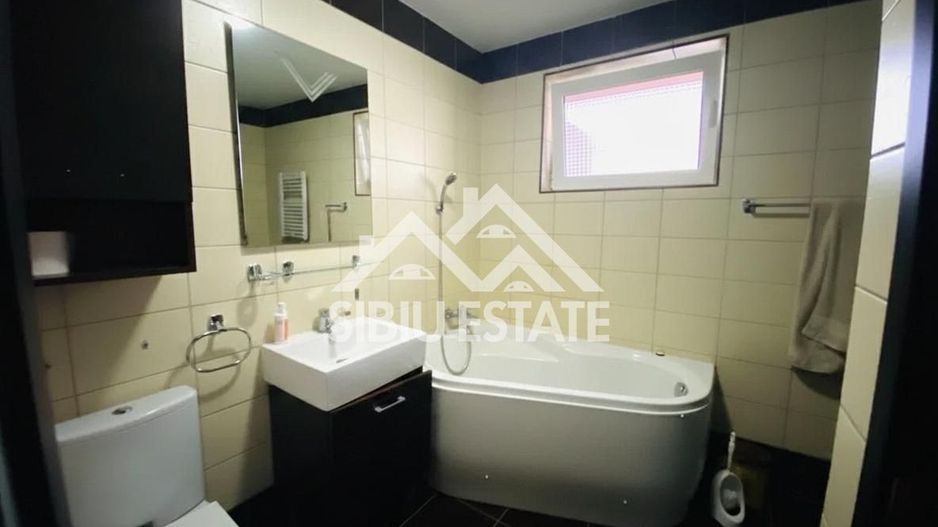 Apartament de vanzare cu 3 camere spatios s.u. 81.3mp-Super pret - Poză 8