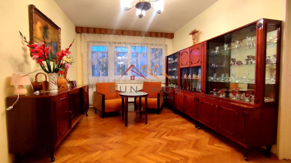 Apartament 2 camere | Etaj 3/10 | 52 mp | Câmpina | 42.000 euro - Poză 1