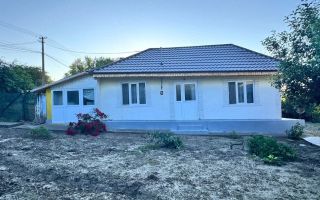 Casă de vânzare în Scoposeni (Gorban) - zonă liniștită, ideală pentru familie - Poză 5