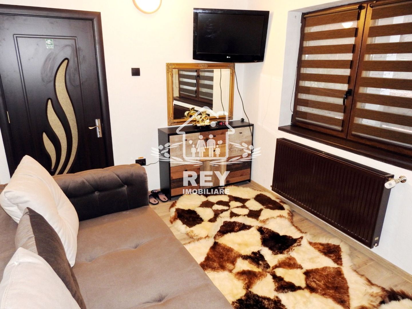 Casa de vacanta / Pensiune de vânzare la 12km de Sibiu - Poză 9