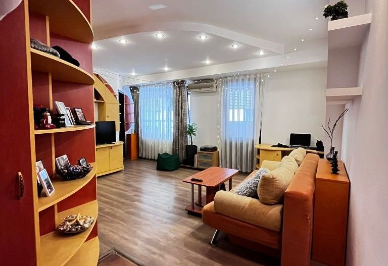 Apartament 2 camere terasa spatioasa, etaj 5, zona Vitan, pet friendly - Poză 3
