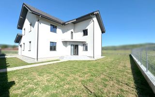 Casa individuala premium cu teren de 700 mp in zona accesibila. - Poză 1
