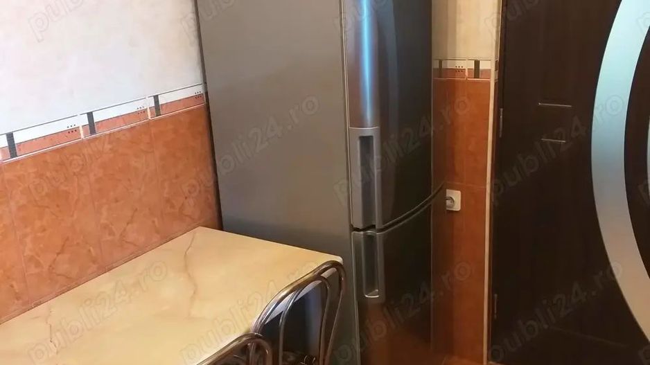 2 camere - Titan - Poză 6