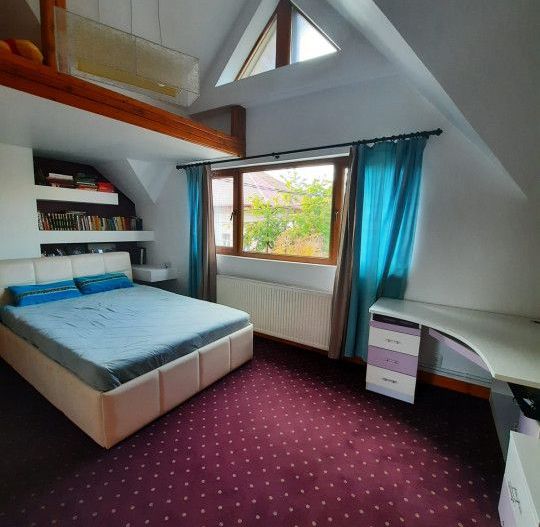 Casa Moderna P+E+M, ultracentral, 5 camere, Campina, Prahova - Poză 9