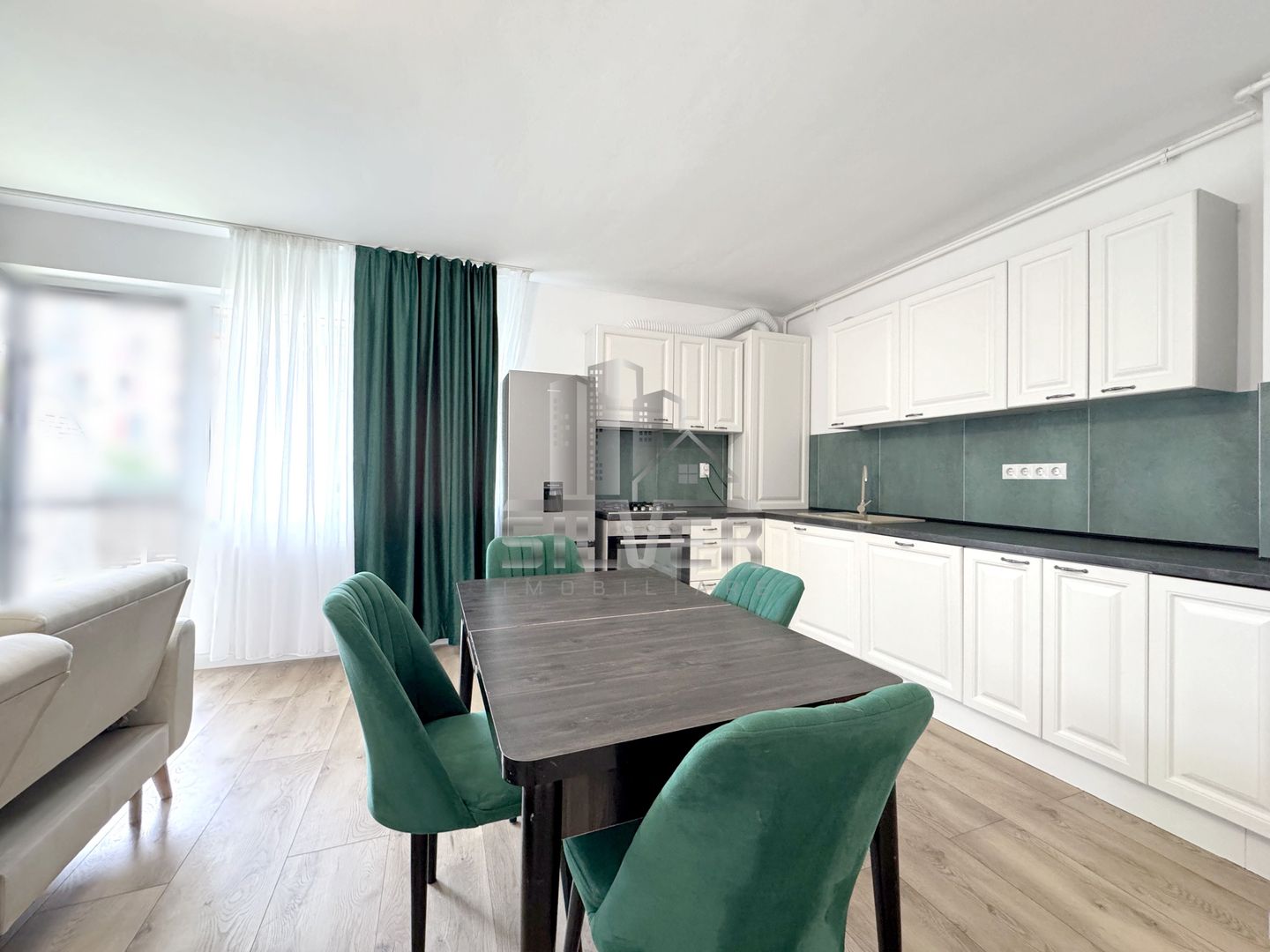 Apartament cu 2 camere/terasa 37 mp/garaj/PET FRIENDLY/Eroilor - Poză 5