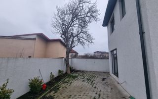 Casă spațioasă de vânzare – Sector 4, Metrou Aparatorii Patriei - Poză 2
