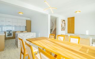 Casă Premium în Cisnădioara I 177 mp I Vedere catre Cetate - Poză 10