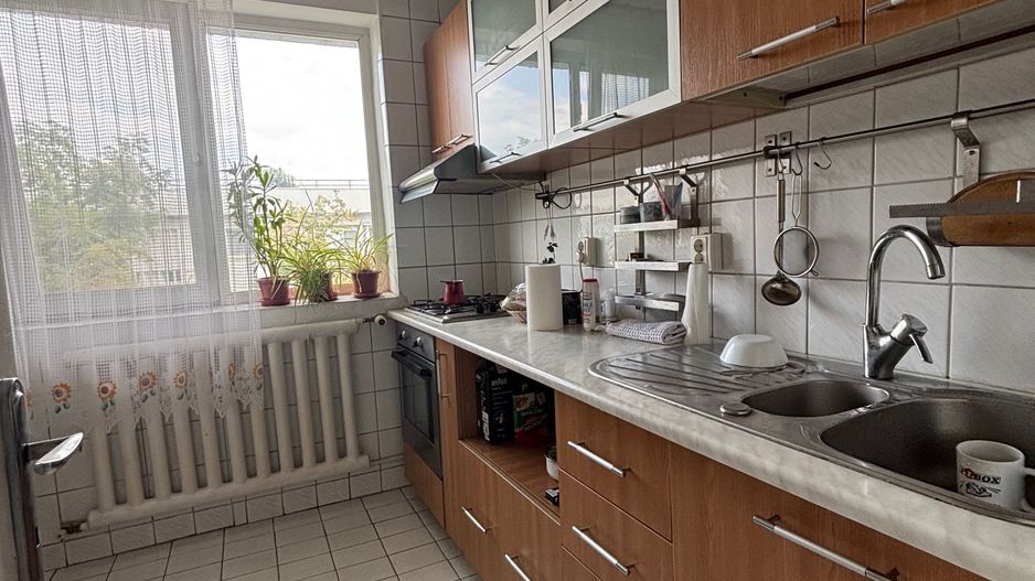 Vanzare Apartament 3 camere , 58 mp, etaj 4/4, metrou Orizont, AFI Cotroceni - Poză 3