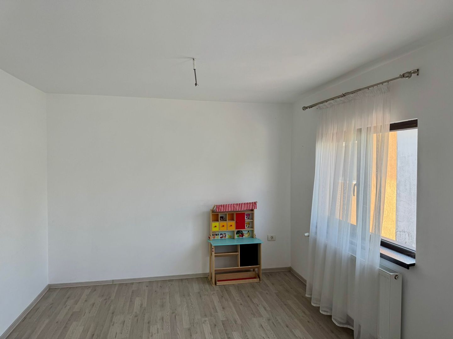 Vila 3 camere I Centru Tunari I Premium - Poză 2