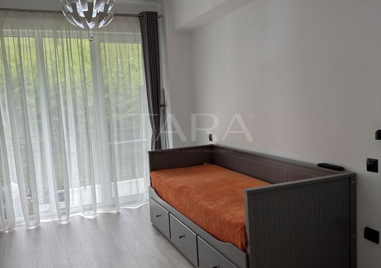 Apartament ultrafinisat cu 3 camere în zona Vivo - Poză 7