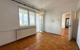3 camere I Gara de nord I Creditabil I 1962 - Poză 3