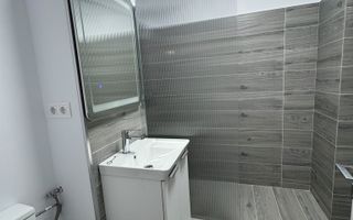Apartament cu 2 camere, 50 mp, decomandat, Zona Fortuna - Poză 9