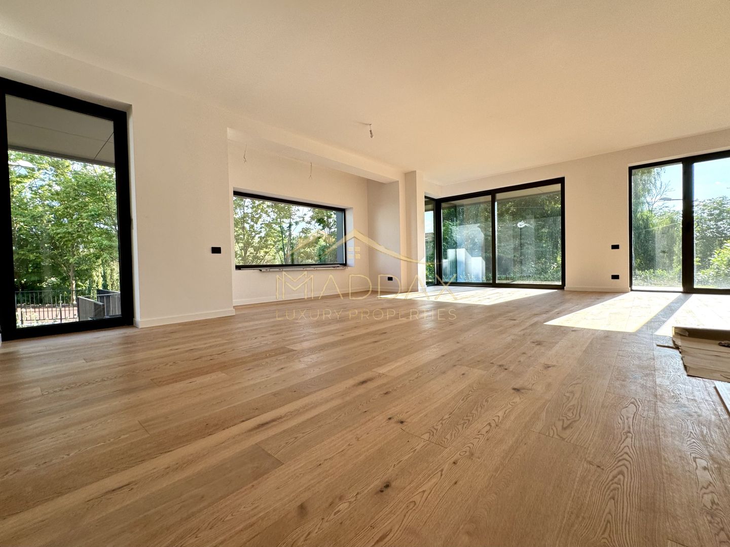 Vila cu 5 camere  *366mp* / Curte privată *315mp* / Pipera - Lake View - Poză 13