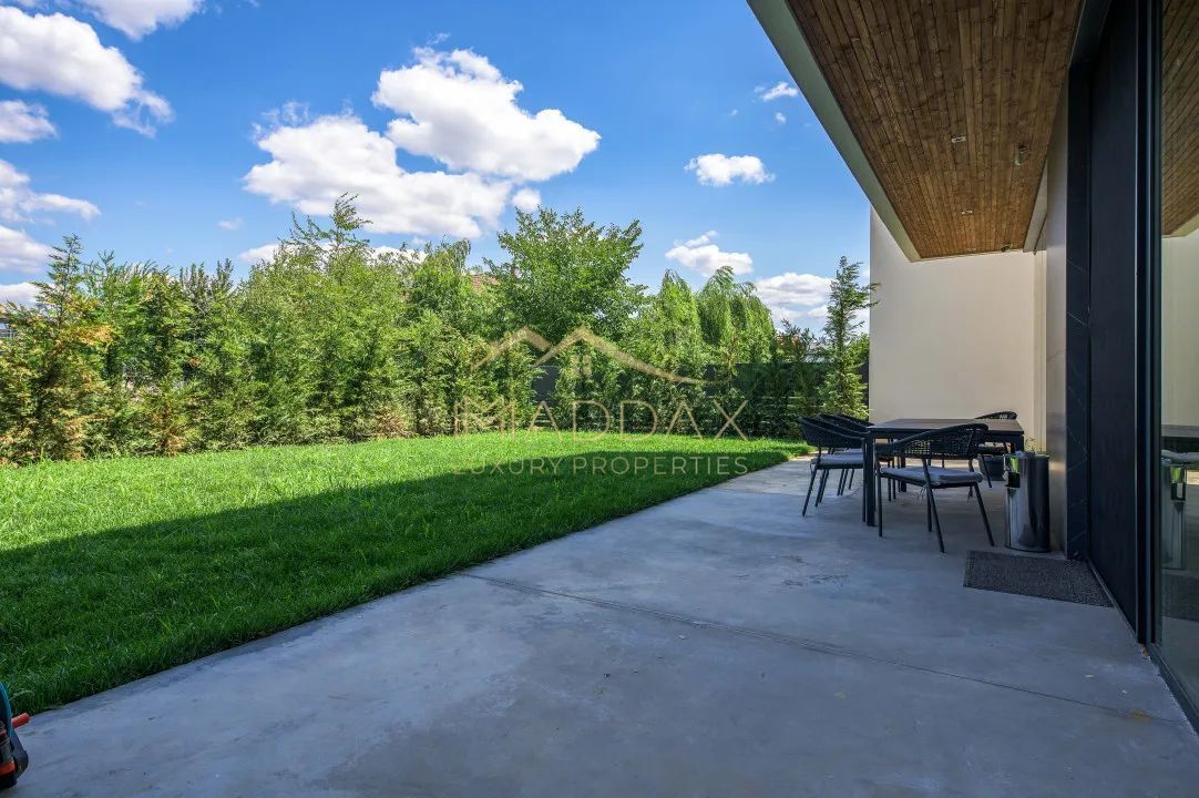 Vilă de închiriat în Voluntari // piscină privată și design modern - Poză 20