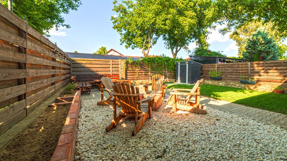 Casă în Cartierul Verde, independentă energetic - Poză 7