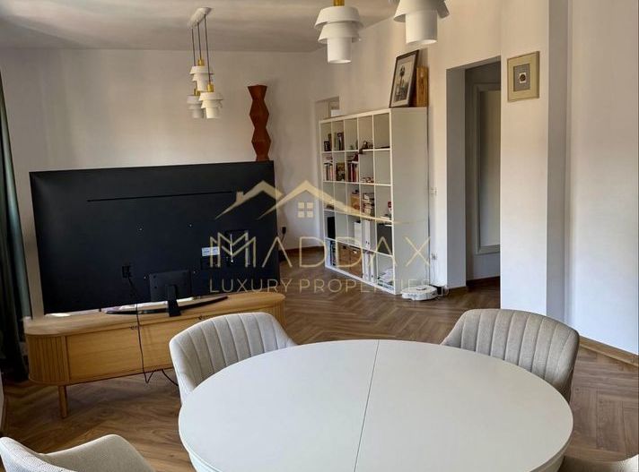 Apartament de inchiriat in bloc interbelic - Poză 4