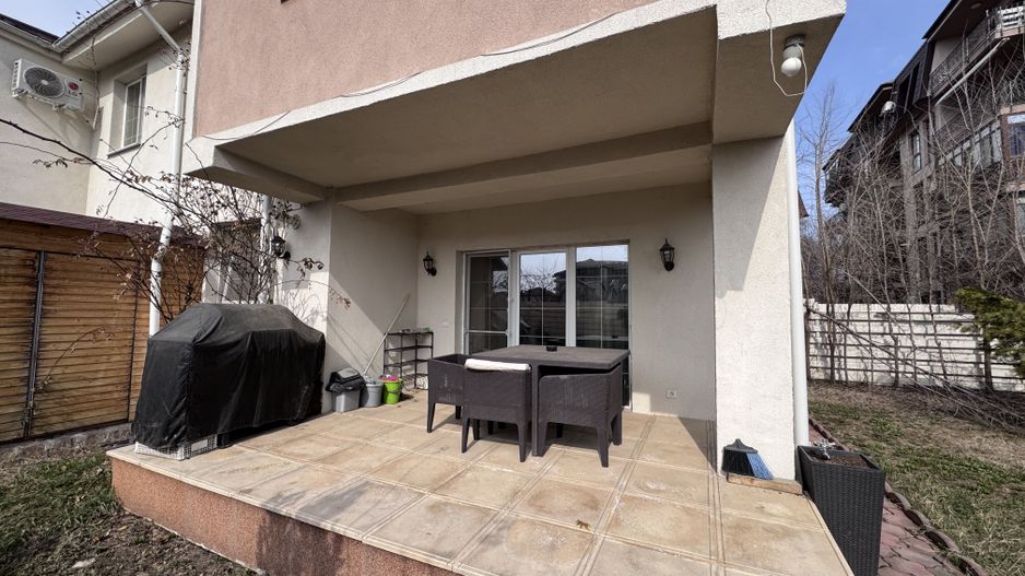 DOBROESTI - Ciresului | Vila tip Duplex - Curte + Parcari - Poză 6