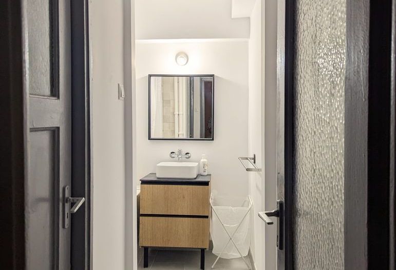 De inchiriat apartament 3 camere pe Calea Victoriei - Poză 17