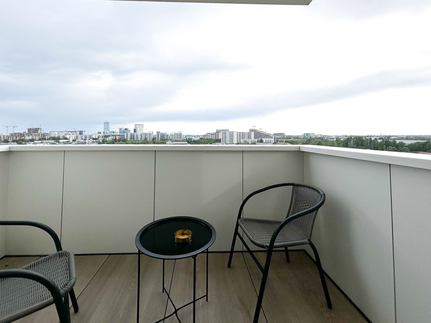 Chirie I Studio dublu premium | Etaj 9 | Vedere Sky Tower - Poză 13