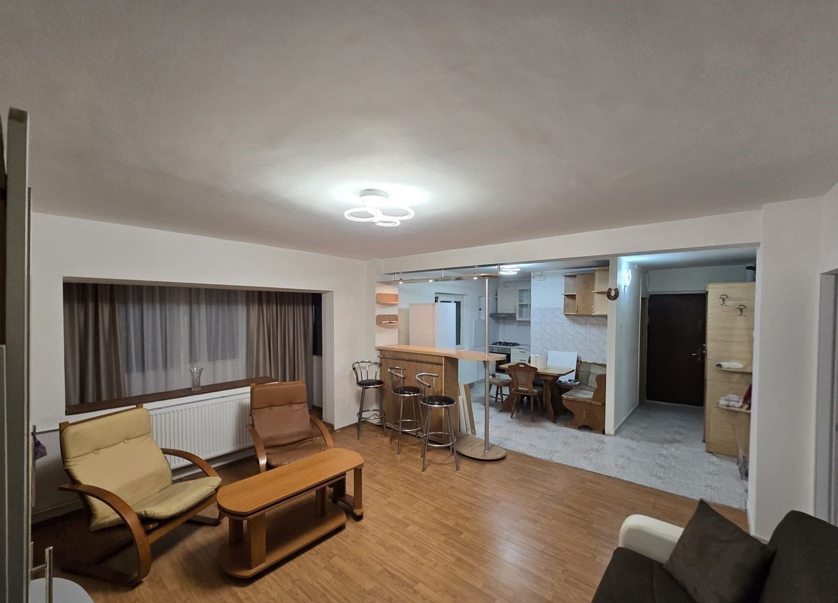 Închiriez apartament 2 camere, Mall Vitan, mobilat, metrou 4 minute - Poză 1