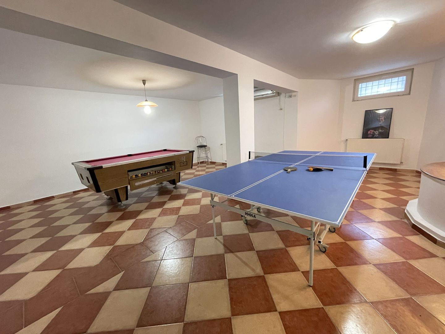 Casa spatioasa cu spatiu de relaxare-zona Blascovici - Poză 24