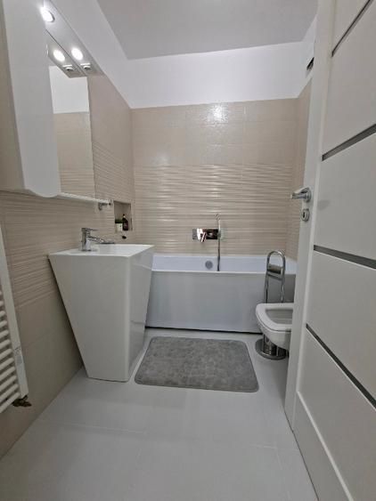 Apartament cu 3 camere de vânzare Exigent Plaza - Poză 6