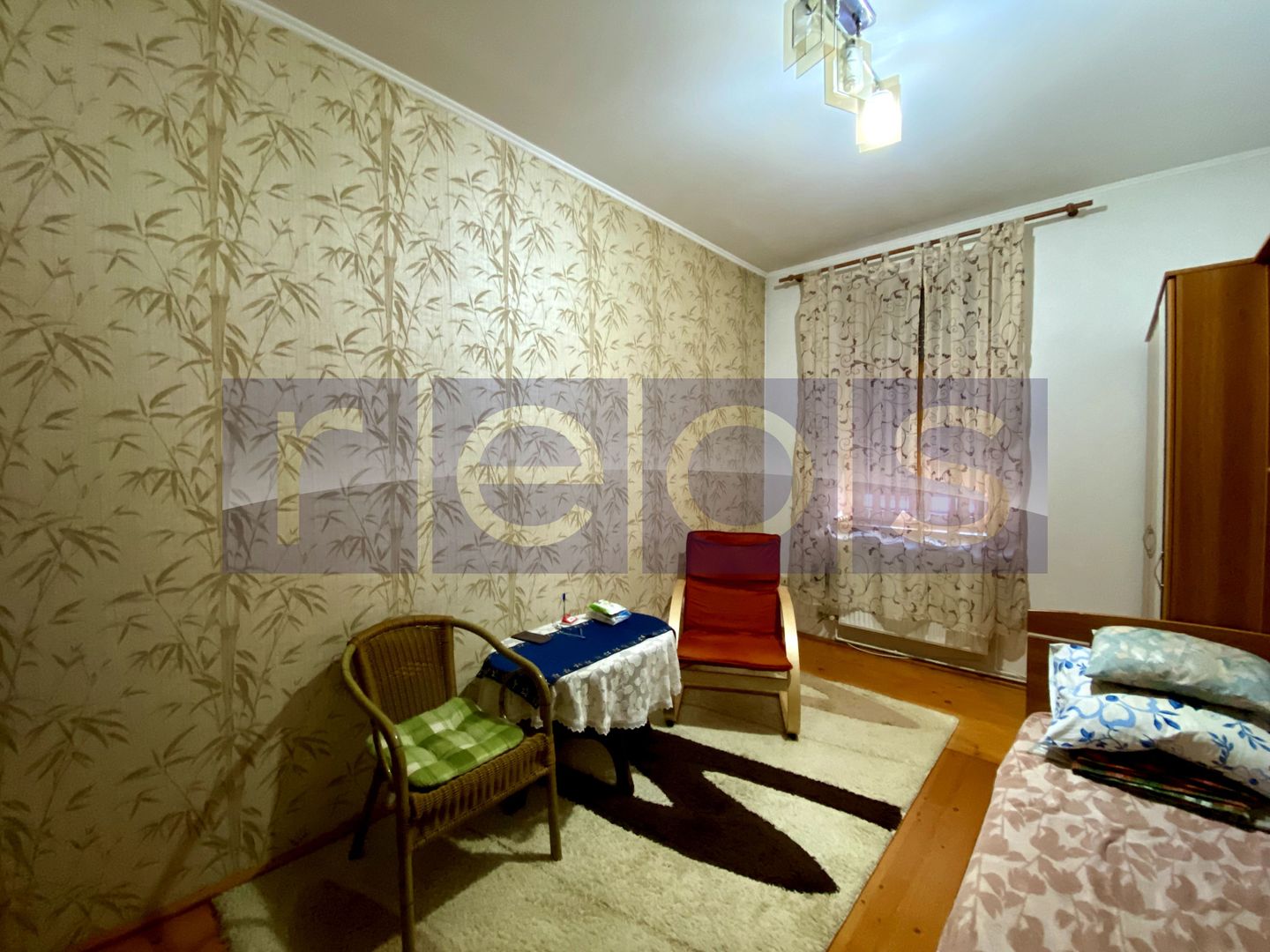 DE VANZARE 3 CAMERE 100 MP | BOXA 10 MP | SEBASTIAN | VULCAN CENTER - Poză 10