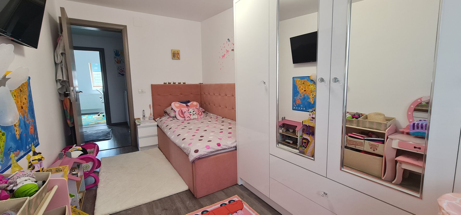 Casa mobilata si utilata in Cartier Izvor Tarlungeni Brasov - Poză 14