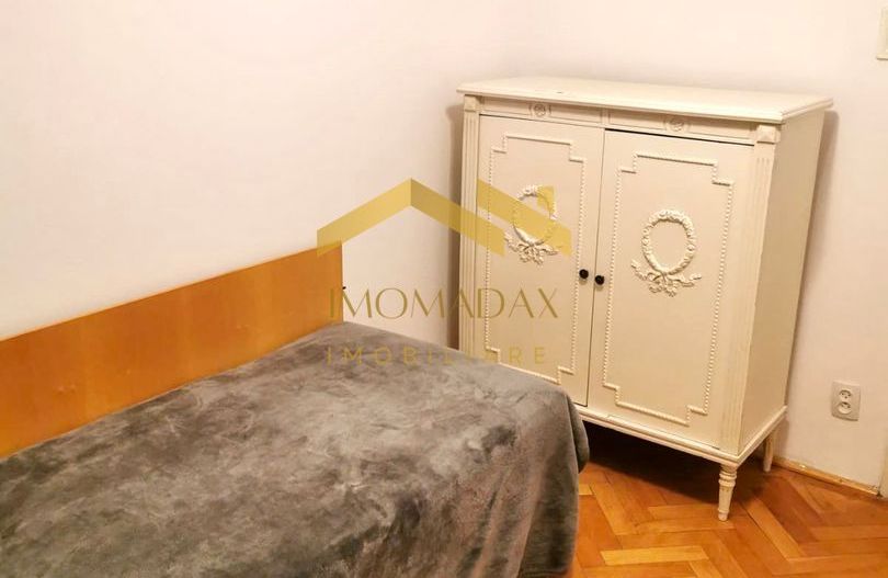 Apartament-4 camere- etaj 3- - Poză 2