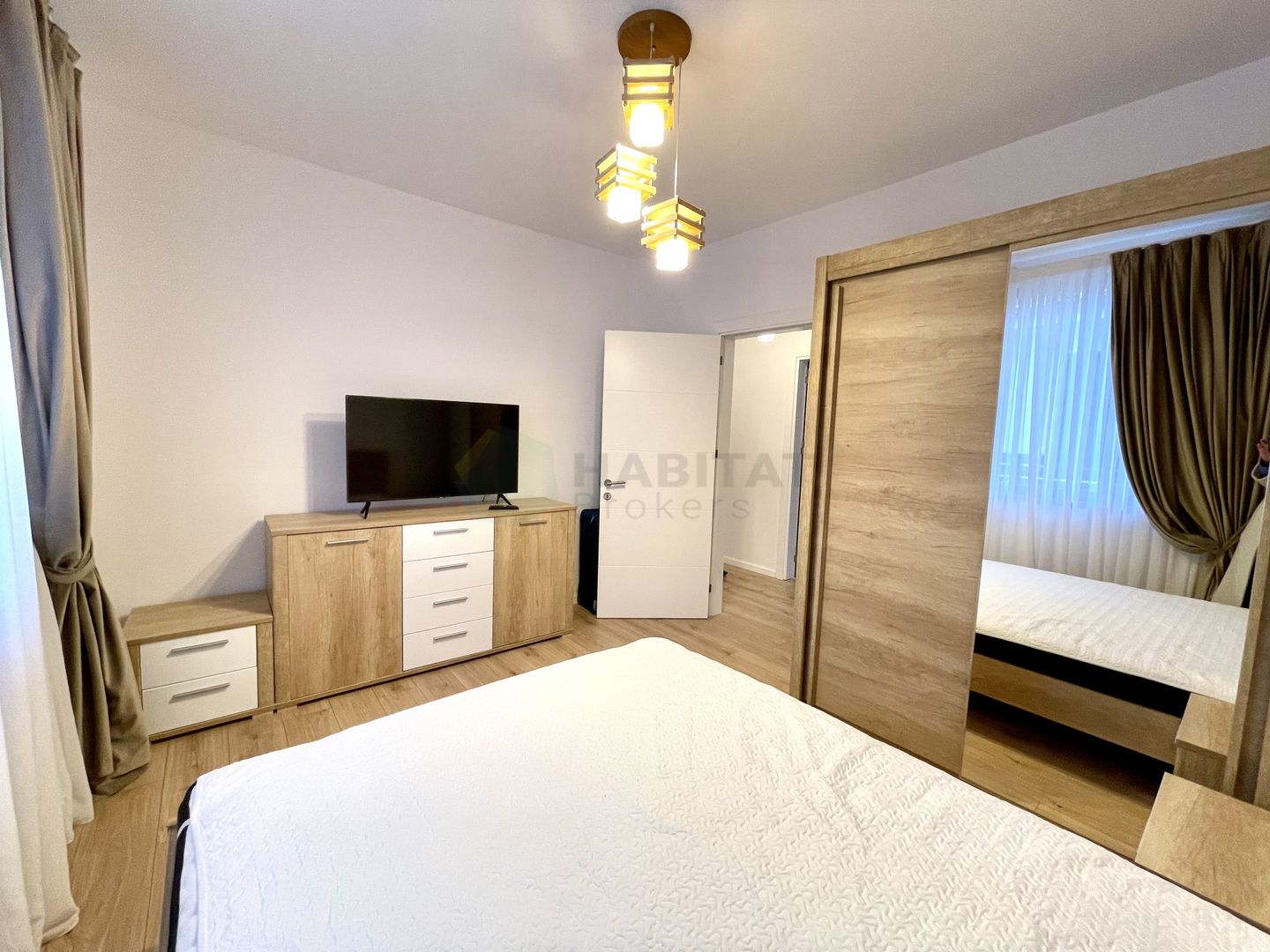 Casa 4 camere Tunari-Lacul Pasarea mobilata si utilata - Poză 14